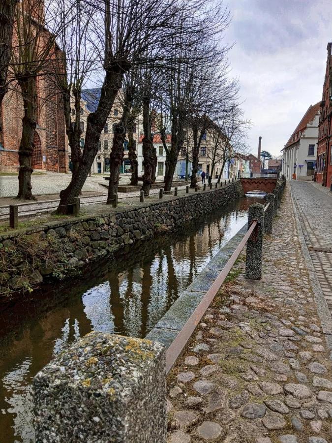 Ferienhaus In Der Hansestadt Mit Blick Auf Ostsee Wißmar Exterior foto