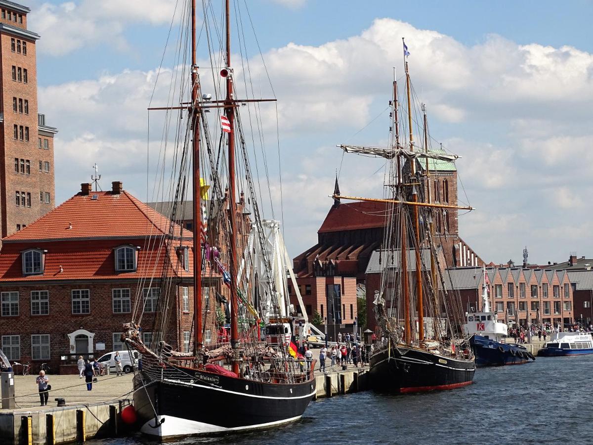 Ferienhaus In Der Hansestadt Mit Blick Auf Ostsee Wißmar Exterior foto